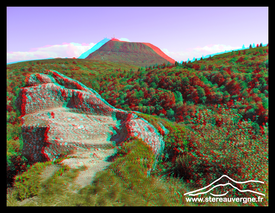 Puy de Dôme depuis la carrière du Clierzou