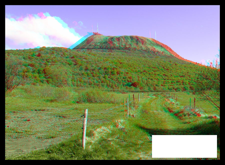 Chemin dans la plaine du Puy de Dôme